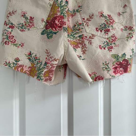 BDG Urban Outfitters Floral High Waisted Shorts - Picture 6 of 12